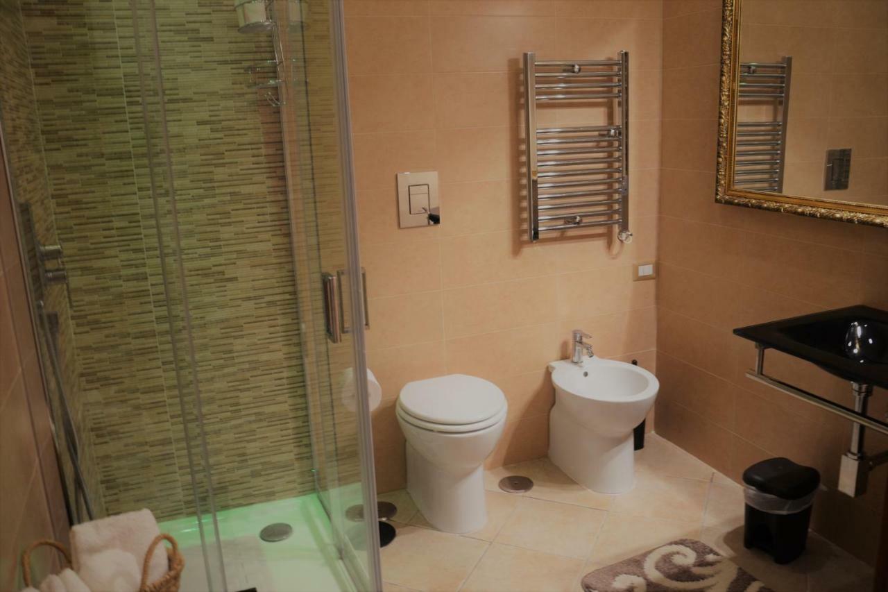Domus Sanfelice Suite Napels Buitenkant foto