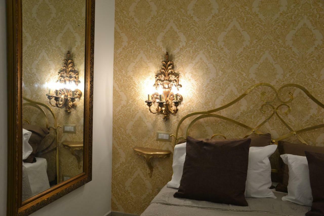Domus Sanfelice Suite Napels Buitenkant foto