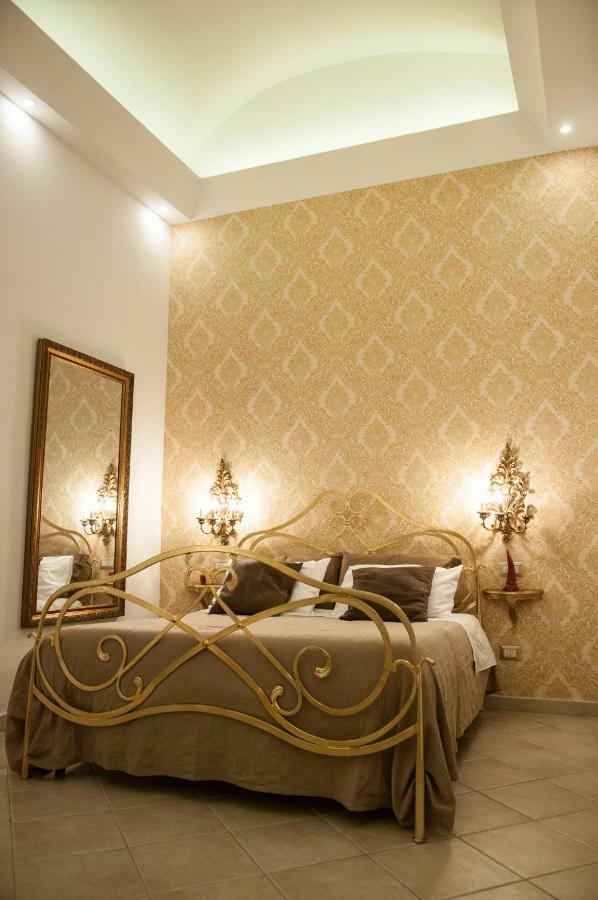 Domus Sanfelice Suite Napels Buitenkant foto